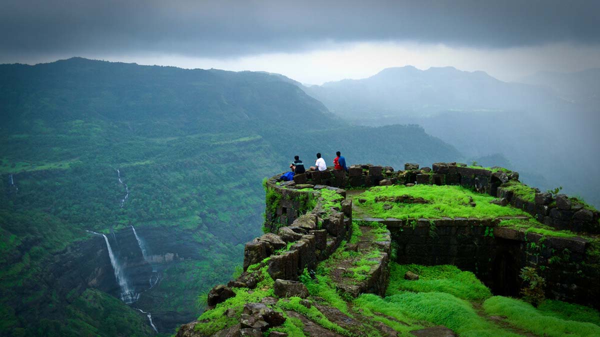 best places to visit in monsoon